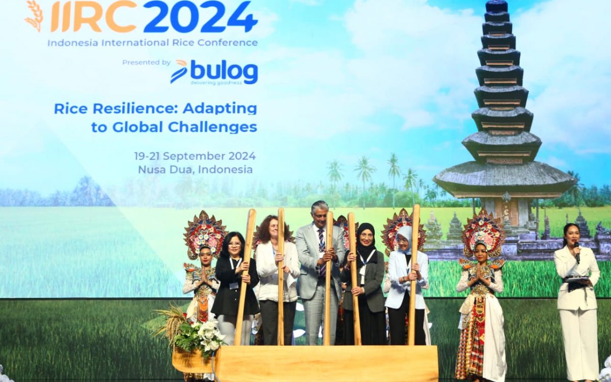 Menjadi Host Indonesia International Rice Conference 2024, BULOG Mengajak Pelaku Industri Perberasan Dunia Hadapi Tantangan Global